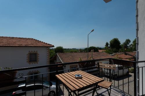 Rebetika Hotel & bistro