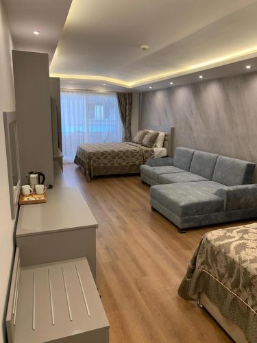 Four-Bedroom Room - With Balcony