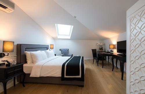 Double Room - Attic