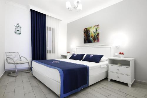 Suite with Balcony