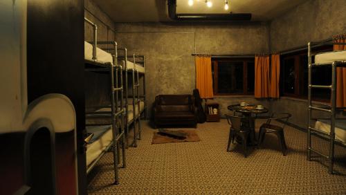 Bed in 6-Bed Mixed Dormitory Room