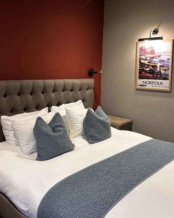 Deluxe King Room