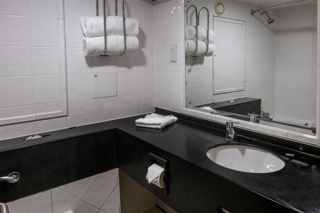 Standard King Room - Non-Smoking