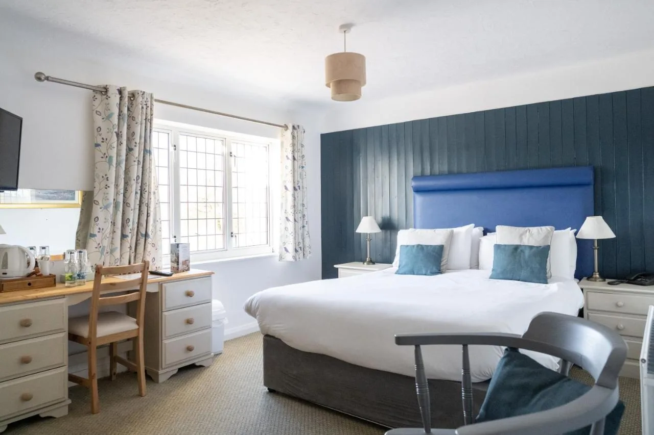 Standard Family of 3 Room