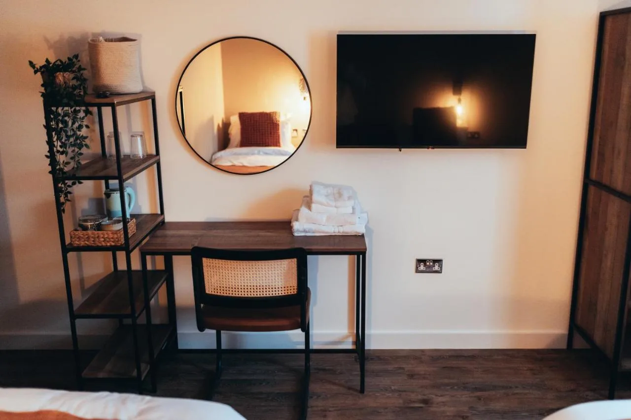 Deluxe King Room