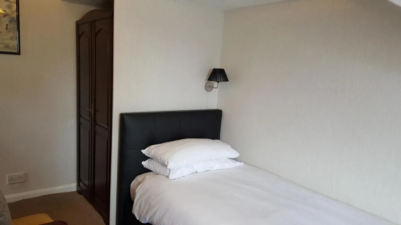 Budget Single Room