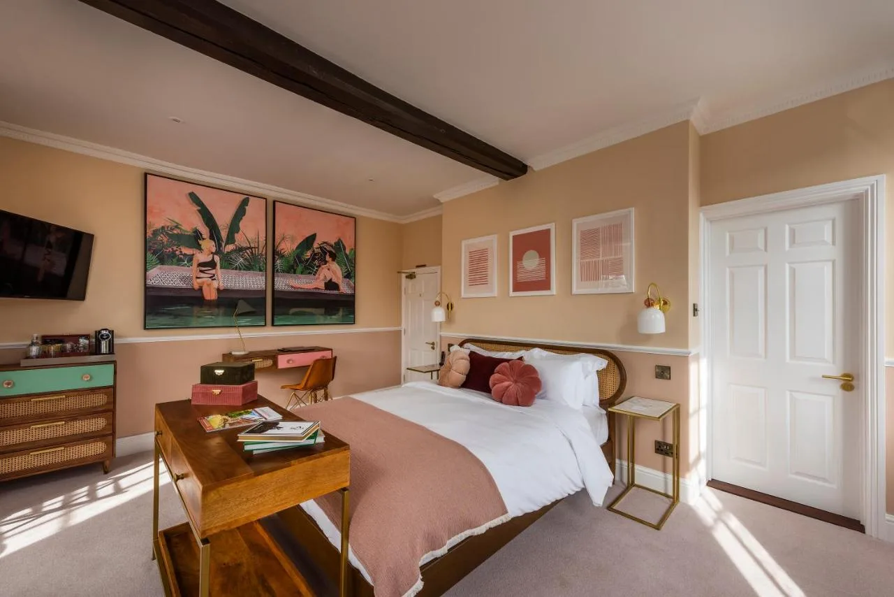 Superior King Room