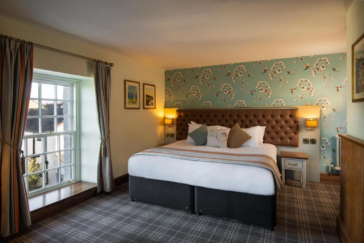 Bay View Character Room