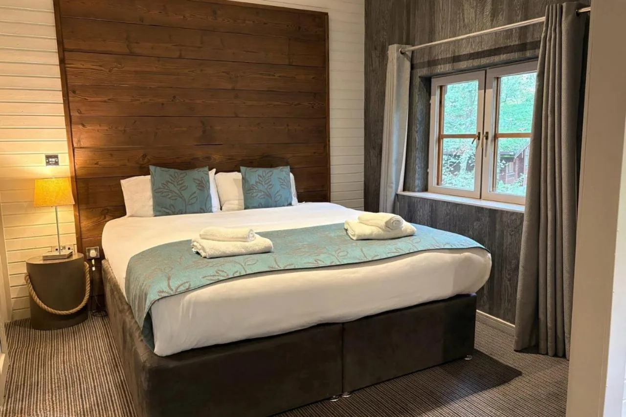 Woodland Executive Cabin Room