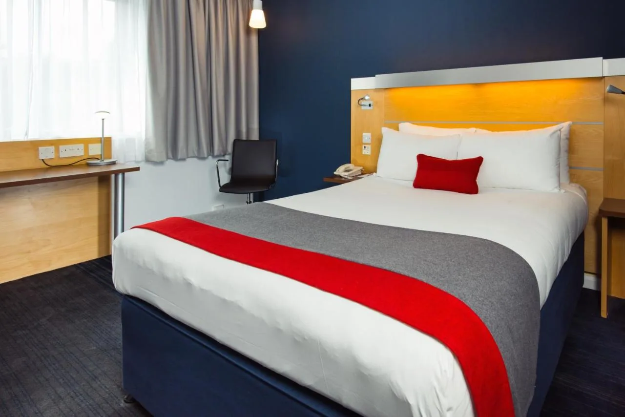 Standard Double Room with Free Hot Breakfast
