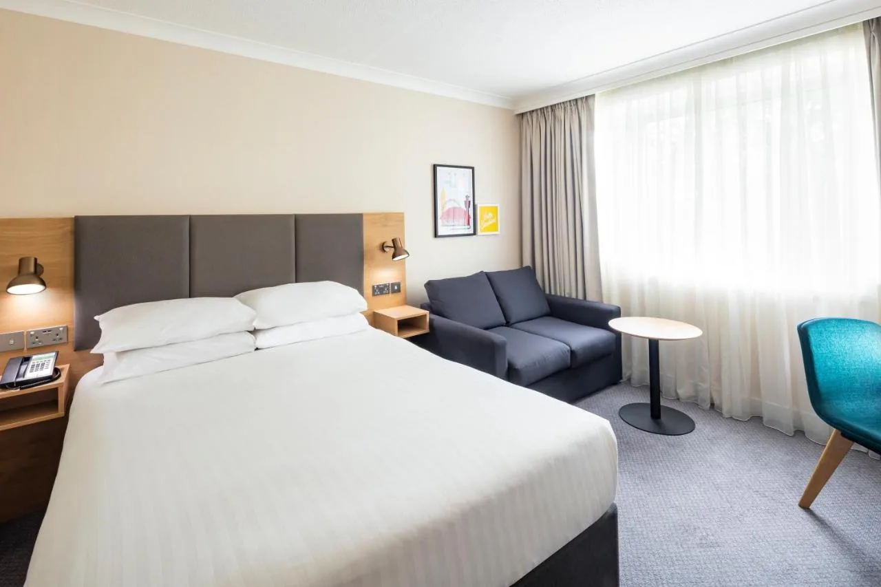 Premium Queen Room