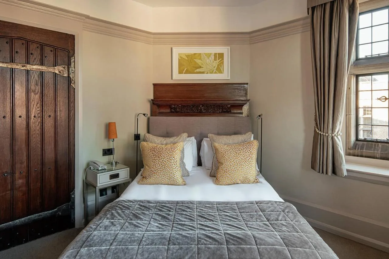 Main House Cosy Room