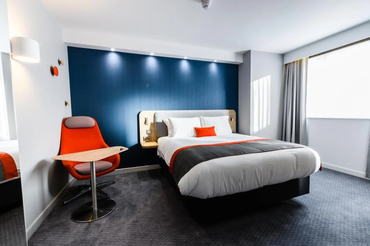 Standard Double Room with Free Hot Breakfast