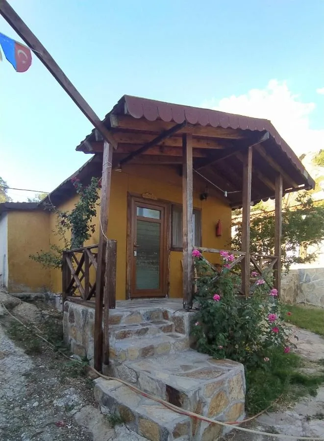 Tek Yatak Odalı Bungalov