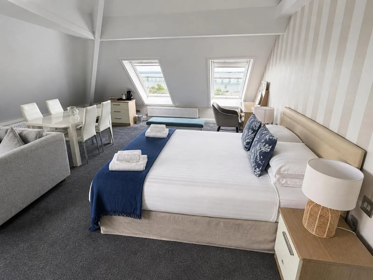 Large Executive Room