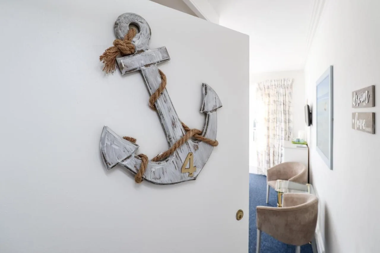 Deluxe Çift Kişilik/İki Yataklı Oda - Deniz Manzaralı, Balkonlu
