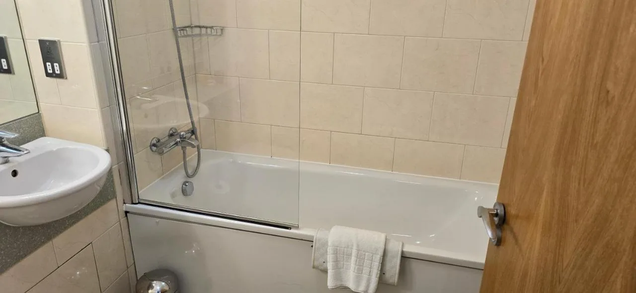 Klasik İki Yataklı Oda