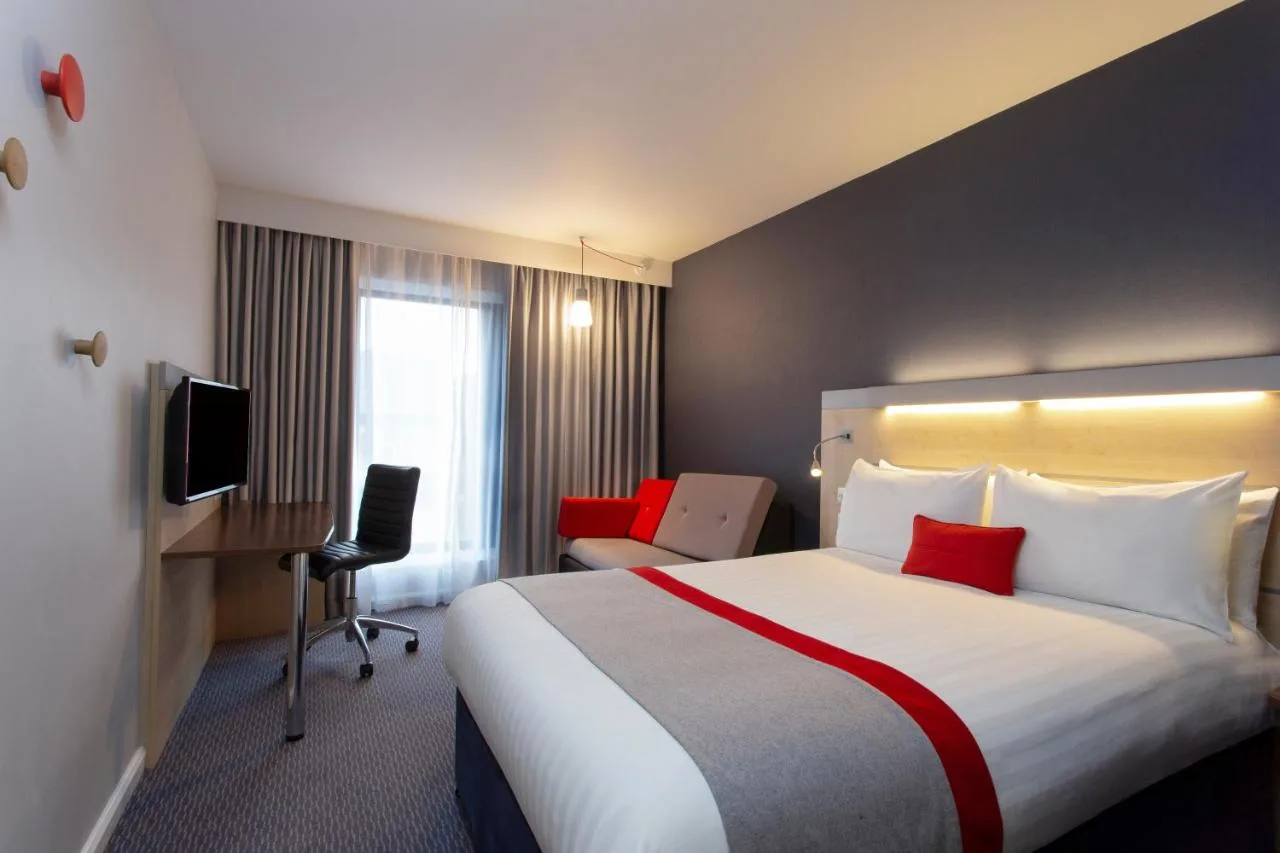 Standard Double Room with Free Hot Breakfast