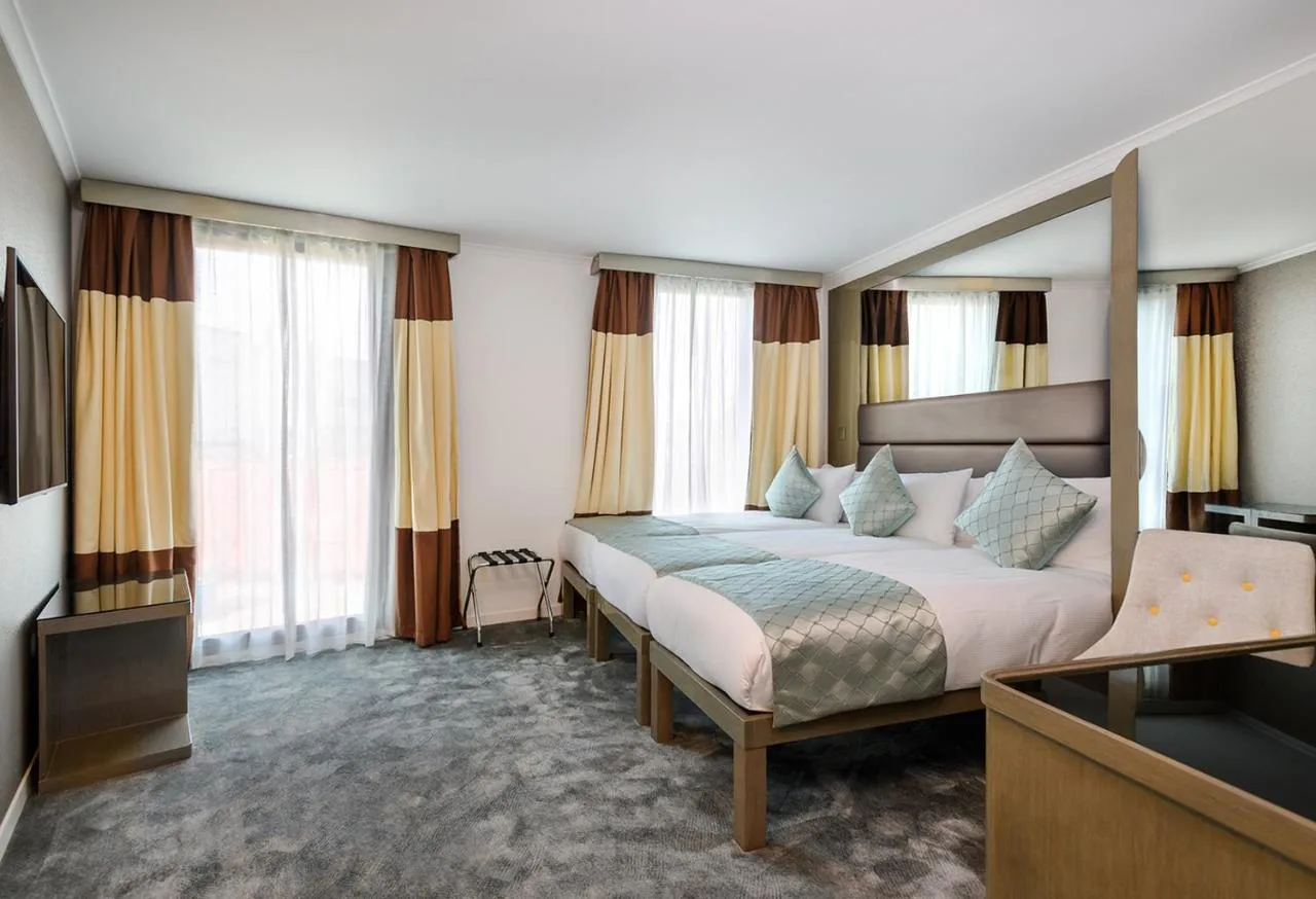 Basic Triple Room