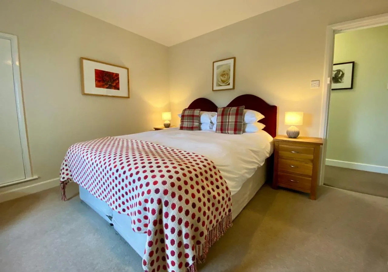 Double or Twin Room with Shower