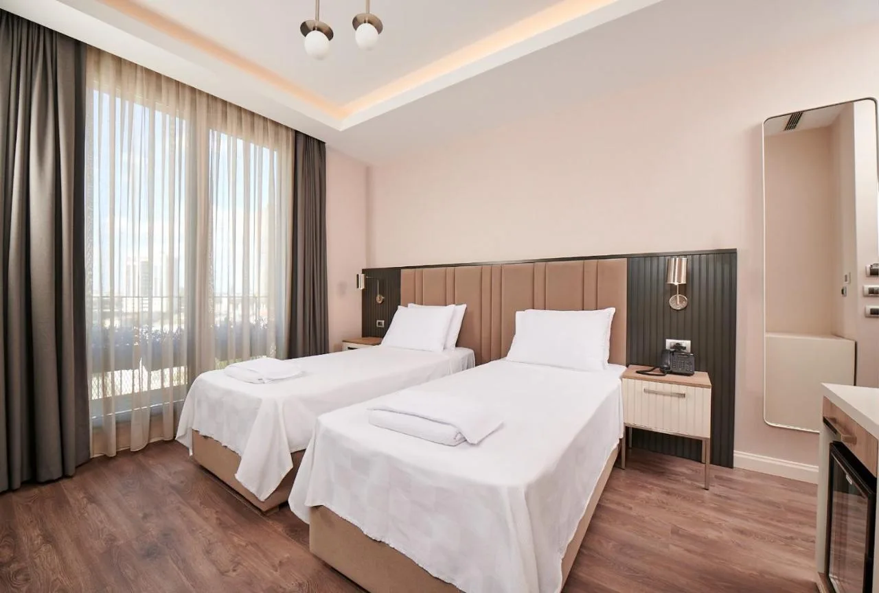 Deluxe İki Yataklı Oda