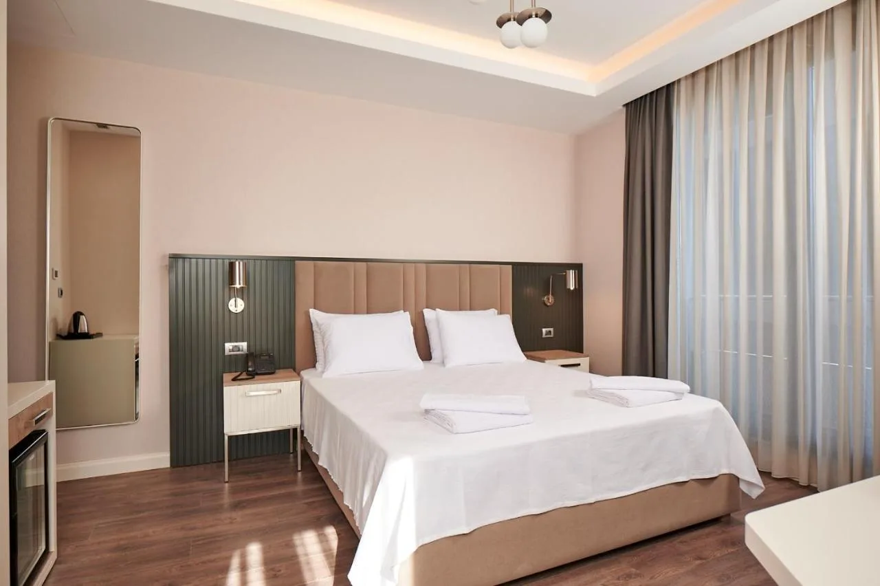 Deluxe Çift Kişilik Oda