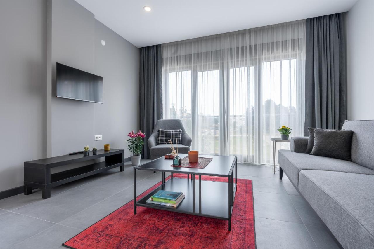 Rose Residence – Trendy Apartments Near The Beach