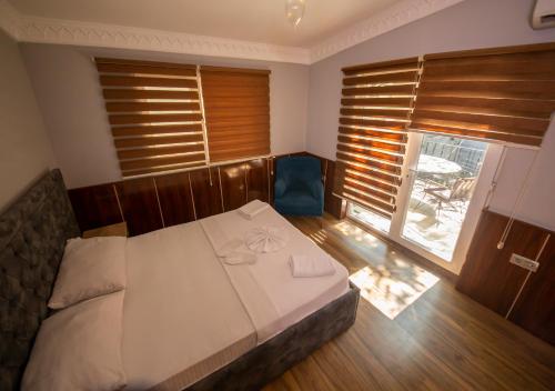 Standart Aile Odası