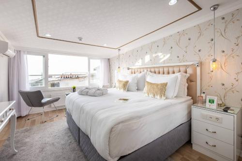 Junior Suite with Sea View - Annex A Block