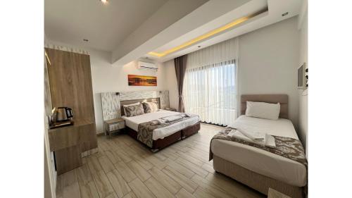 Deluxe Triple Room - Sea View