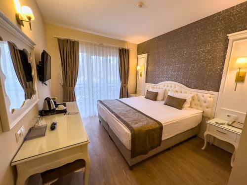 Deluxe Çift Kişilik veya İki Yataklı Oda