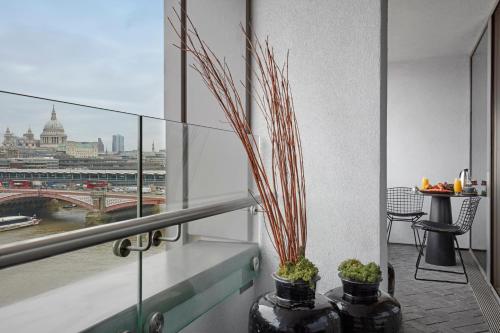 Balkon Süit - Nehir Manzaralı