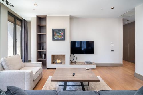 Corner Suite