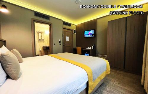 Economy Double Room