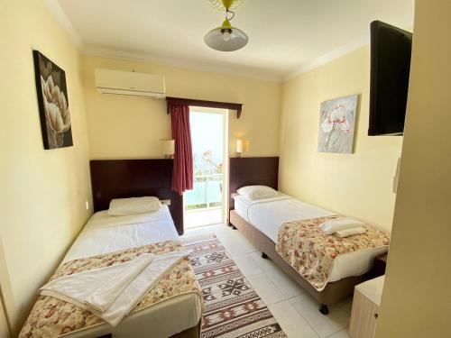 Deluxe Çift Kişilik veya İki Yataklı Oda