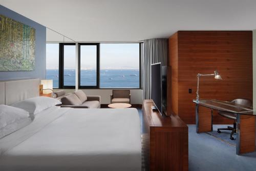 Premium King Room - Sea View