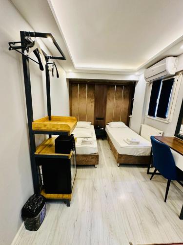 Economy Twin Room