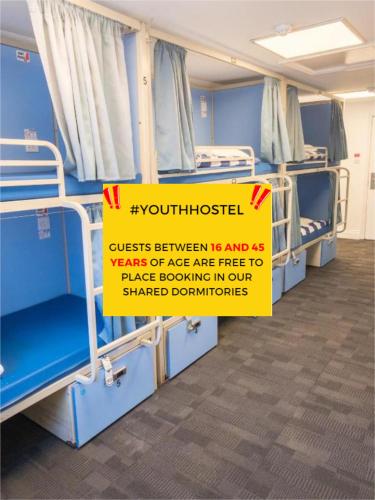 Single Bed in 6-Bed Mixed Dormitory with Private Bathroom (18-45 Years)