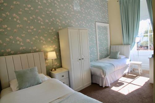 Two-Bedded Small Room