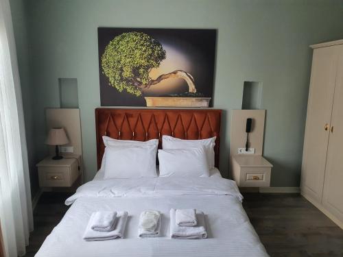 Large Double Room