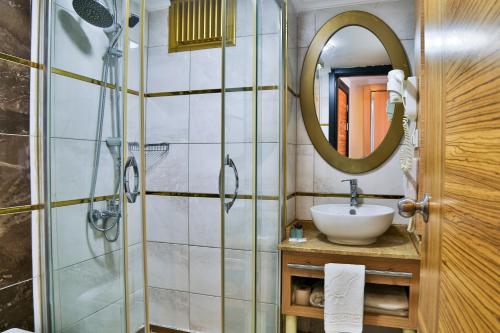 Budget Double Room ( No Balcony )