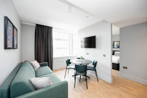 One-Bedroom Apartment (Open Plan 4 Adults)