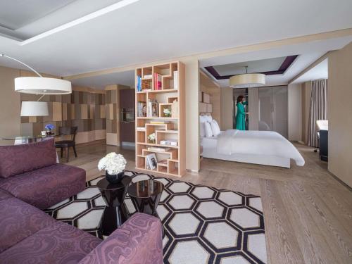 One Bedroom Residence Park Studio