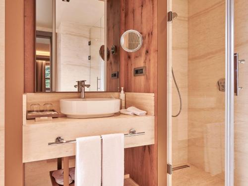 Swiss Executive King Room with Forest View