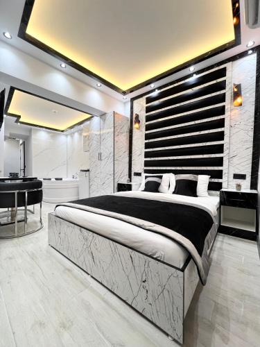 with Balcony King Suite
