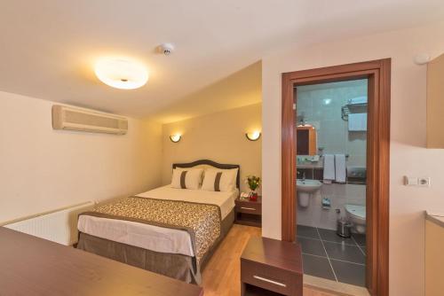 with Terrace Suite