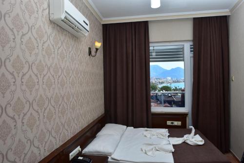 Standart Çift Kişilik veya İki Yataklı Oda