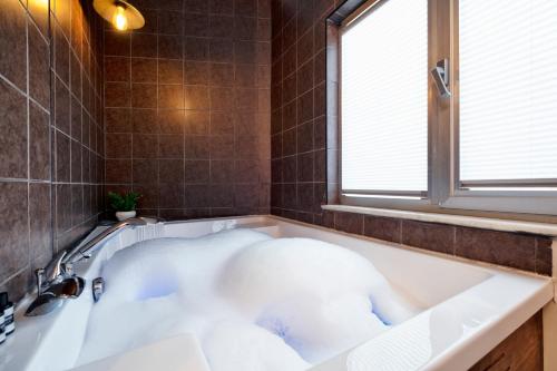 Çift Kişilik Oda - Spa Küvetli