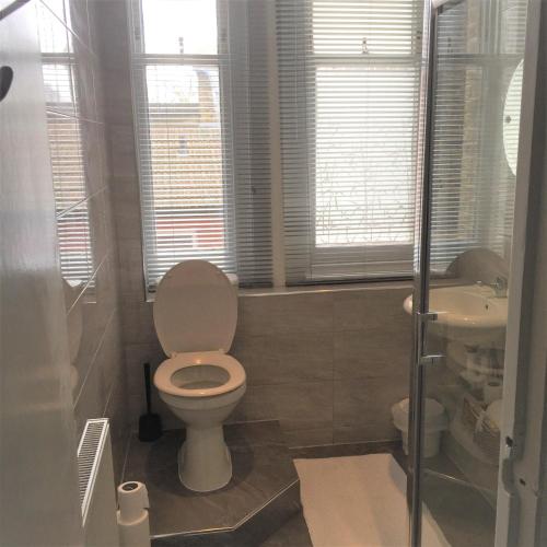 Triple Room with Shared Bathroom