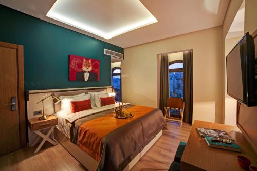 Deluxe Double Room with Extra Bed